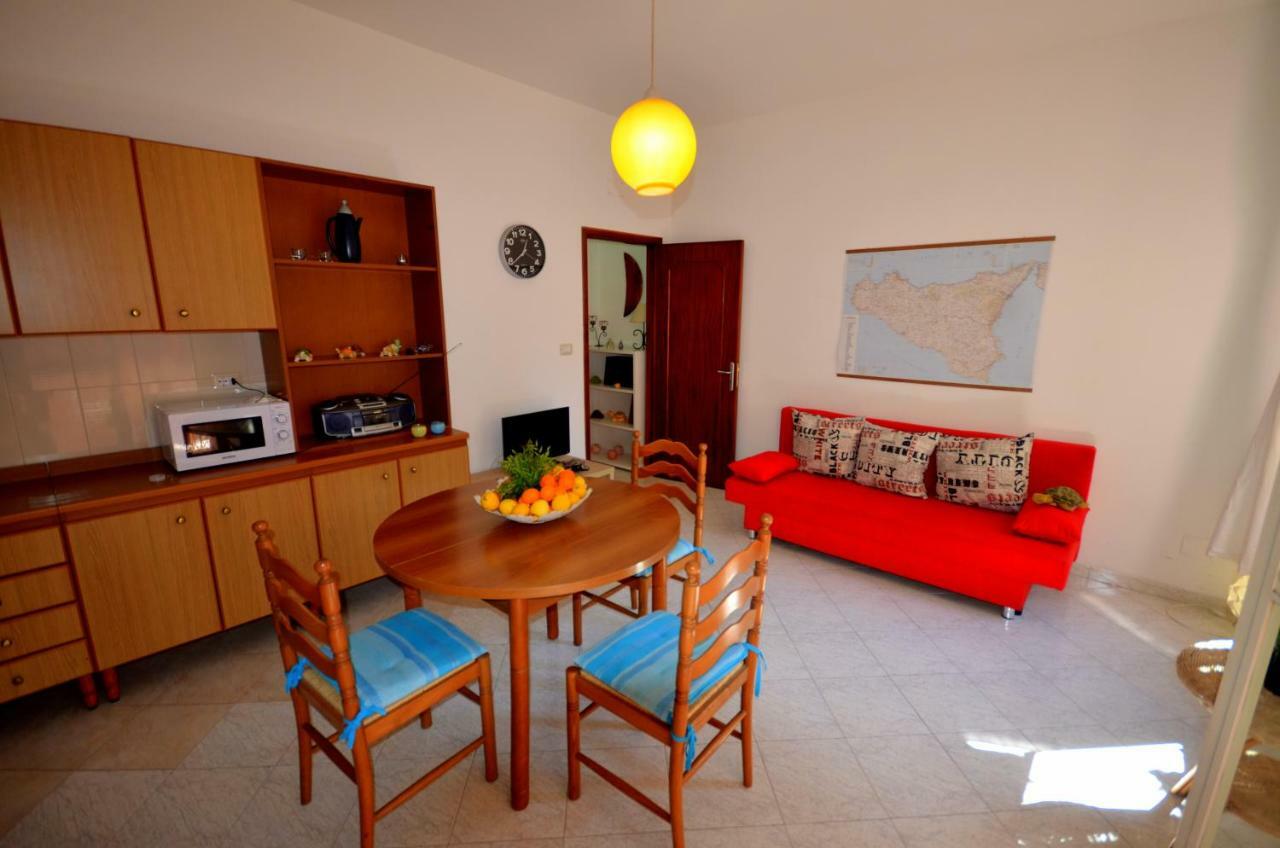 Naxos Sea Holiday Apartments Giardini Naxos Exterior foto